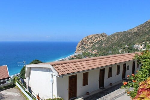 Residence Calavà Villa Rosa