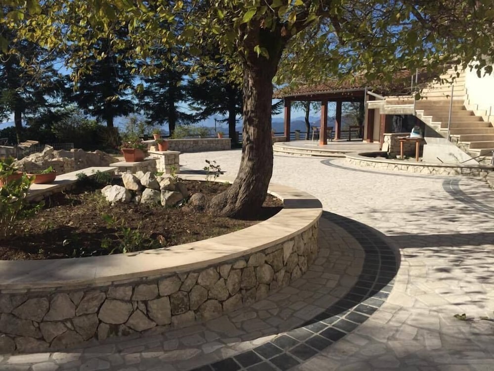 Rifugio "Le Mainarde" Hotel e Ristorante