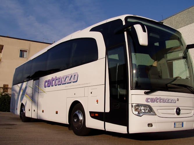 Cattazzo Noleggio Auto Pullman e Minibus Verona