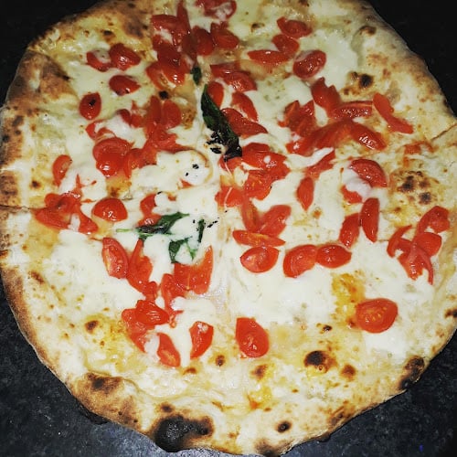 Pizzeria trattoria girarrosto sfizi vizi e sapori
