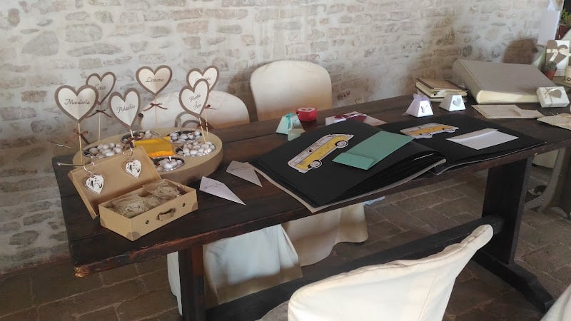 Soqquadro | Matrimonio Partecipazioni di nozze Album fotografico foto Bomboniere saponi artigianali Packaging personalizzato | Forlì