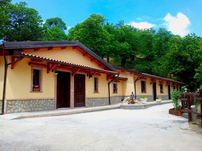 Azienda agricola e agrituristica "Colle Angaro"
