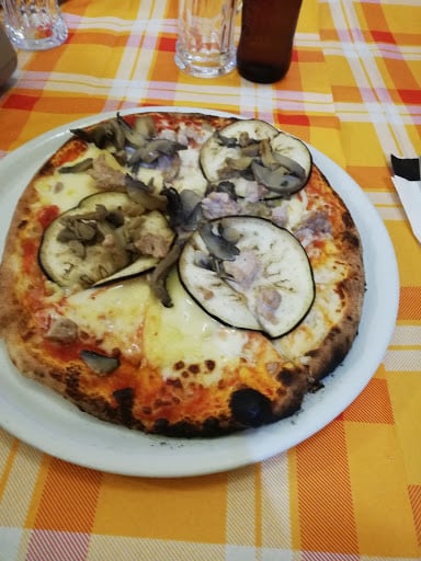 Pizzeria "Agatone"