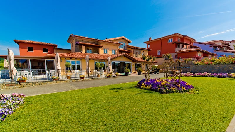 Villa Carolina Resort