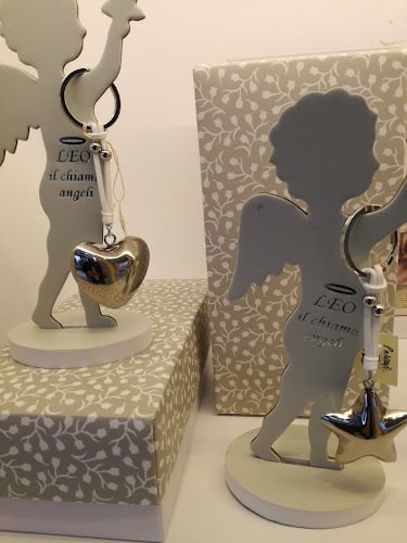 Pinzi Giuliana - Bomboniere Articoli da regalo e Bigiotteria