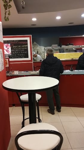 Pizzeria Jolly