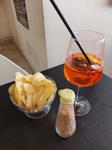 Tevi's Bar
