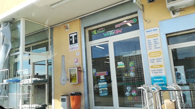 Supermercato Sanità S.A.S. Di Sanità Franco & C.
