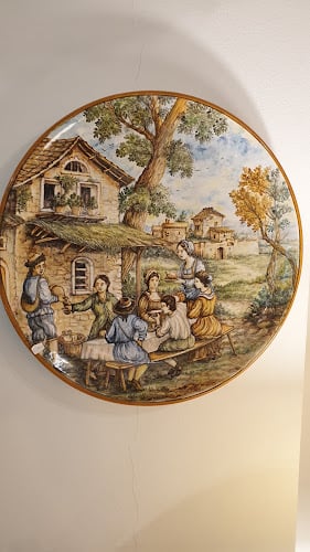 Ceramica Di Silvestre Dina di Di Simone Costanza