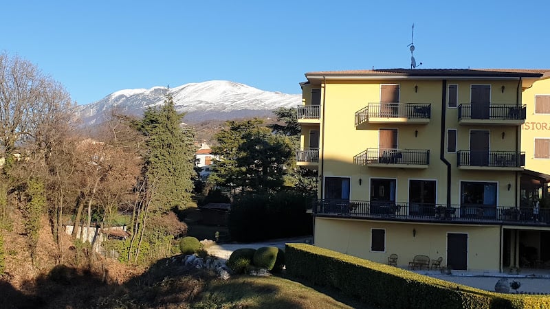 Albergo Ristorante Miralago