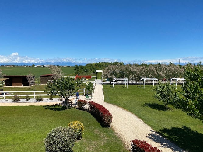Agriturismo Altrove