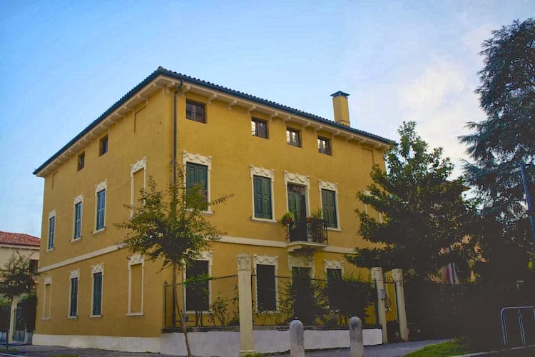 BED & BREAKFAST LA CASA DELLE ZIE