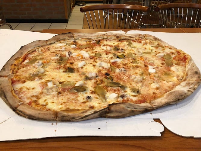 Pizzeria La Valle di Bettoni Valeria