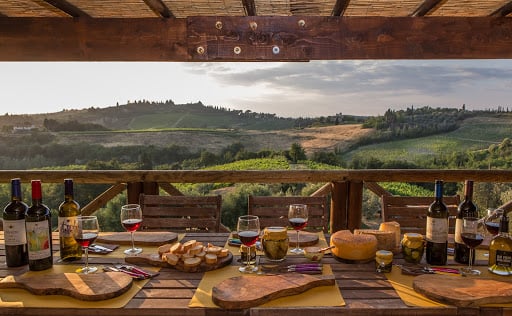 A Solatio - Wine Tasting Tuscany