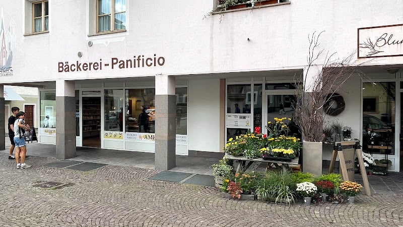 Panificio-Bäckerei Amhof Alois & C. Ohg