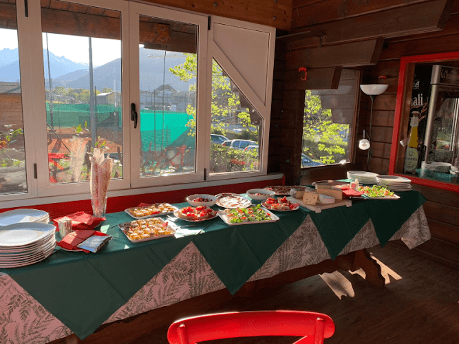Country Club Trattoria Bar Tennis
