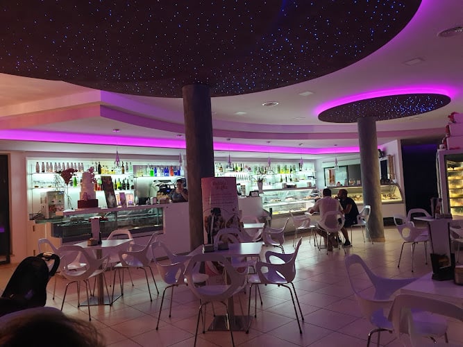 Motta Cafe Pasticceria Gelateria Lounge Bar