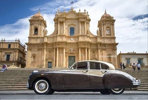 Auto ed Eliservizi Rolls Service