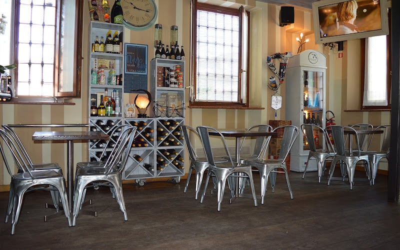 Selmo Cafè Wine Bar di Giupponi Massimo
