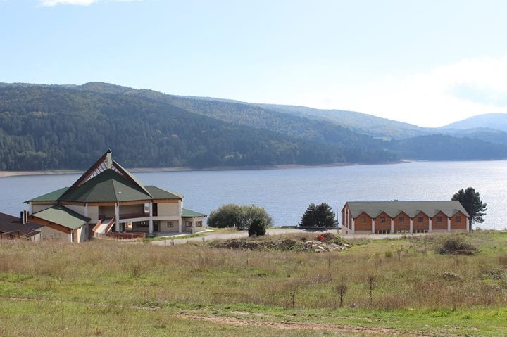 Centro Sportivo lorica, Foresteria, Canoe, Bar Ristorante, Sala eventi, Terrazza panoramica.