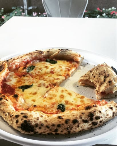 Pizzeria Tini & Ari