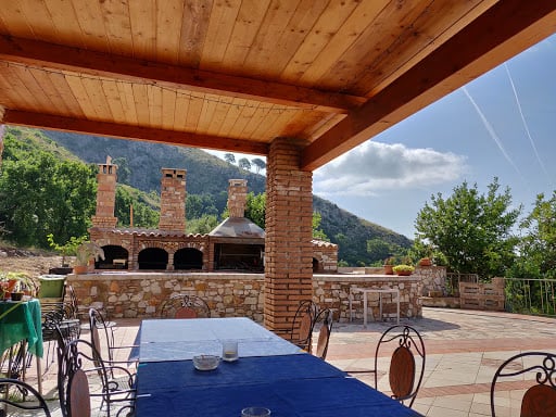La Fattoria Degli Artisti