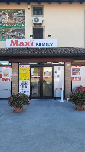 Macelleria Gastronomia Supermercato Maxì di Foschia Monica