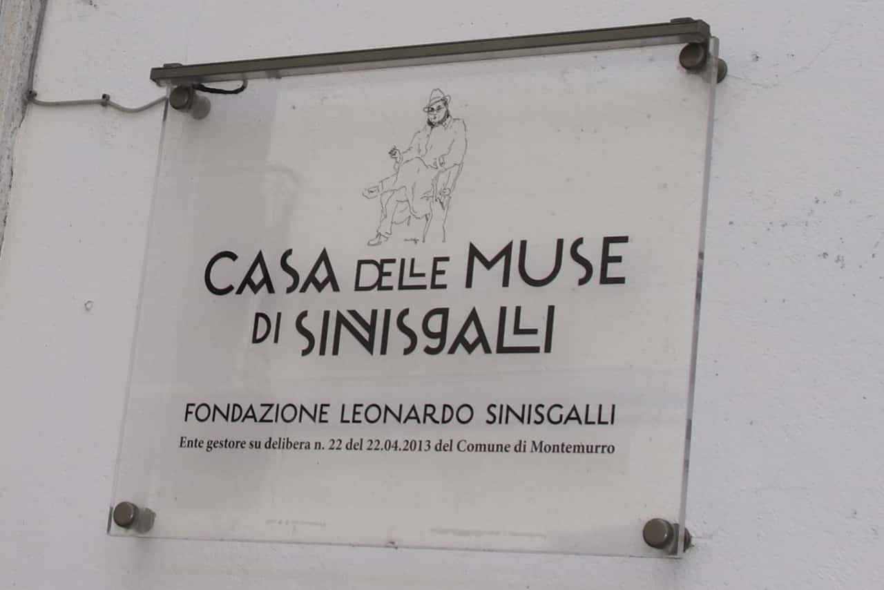 Ingresso della Casa delle Muse dedicata a Leonardo Sinisgalli a Montemurro