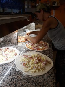 Pizzeria D'Asporto La Papaya Di Vignali James