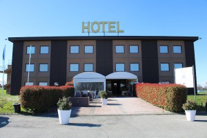 Ayri Hotel