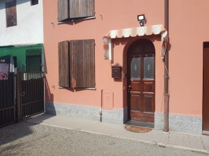 CASA EMANUELA