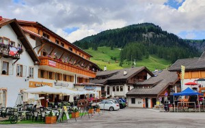 Hotel & Dependance Pordoi