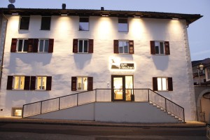 Hotel & Restaurant Zum Hirschen - Margreid