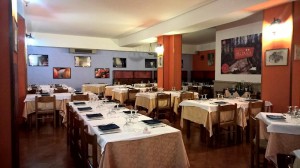 Ristorante Pizzeria con forno a legna Hotel Del Duca Sala Ricevimenti Cucina Tipica Montedinove