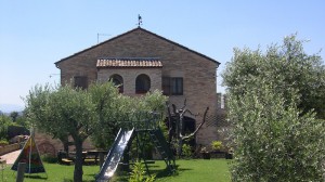 Locanda del Sole Agriturismo Ristorante Osteria Cucina Tradizionale Alloggi Camere Cucina Vegetariana Vegana Piscina Eventi Comunioni Cresime