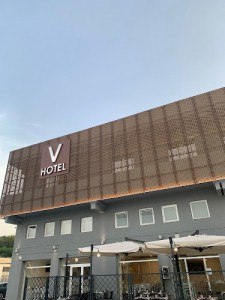 V Hotel