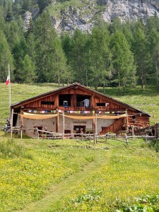 Rifugio Casera Tartoi