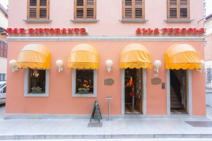 Alla Pergola - Albergo - Ristorante - Pizzeria