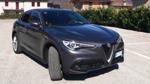 alfa romeo Stelvio del 2017