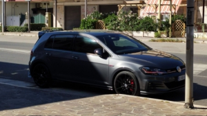 volkswagen GOLF R del 2019