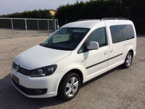 volkswagen CADDY 3a serie TOUR. 2a serie del 2012