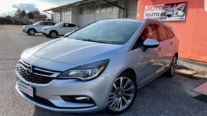 opel Astra del 2017