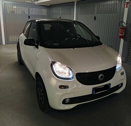 smart FORFOUR 2a serie (W453) del 2015