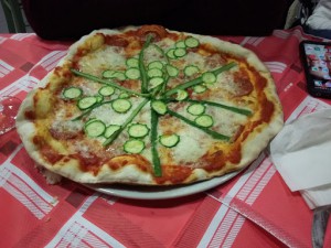 Packy Bar Pizzeria