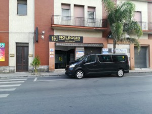 RENT9 - Autonoleggio 9 posti e auto in Salento