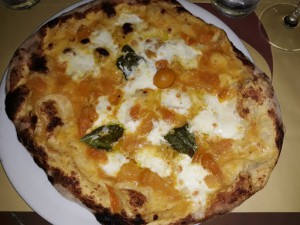 Aqvaliri pizzeria/bistro