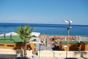 Maniel Beach Hotel