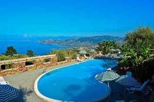 Agriturismo Sicilia Santa Margherita sul mare con piscina