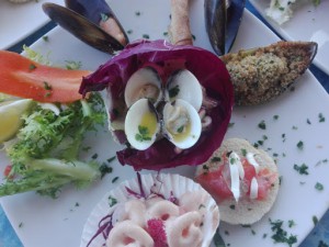 Lido Azzurro stabilimento balneare ristorante panineria bar sala banchetti specialità pesce