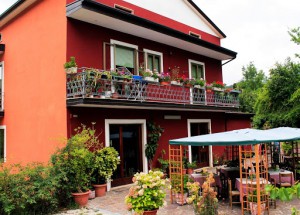 Albergo Ristorante La Casina Rossa